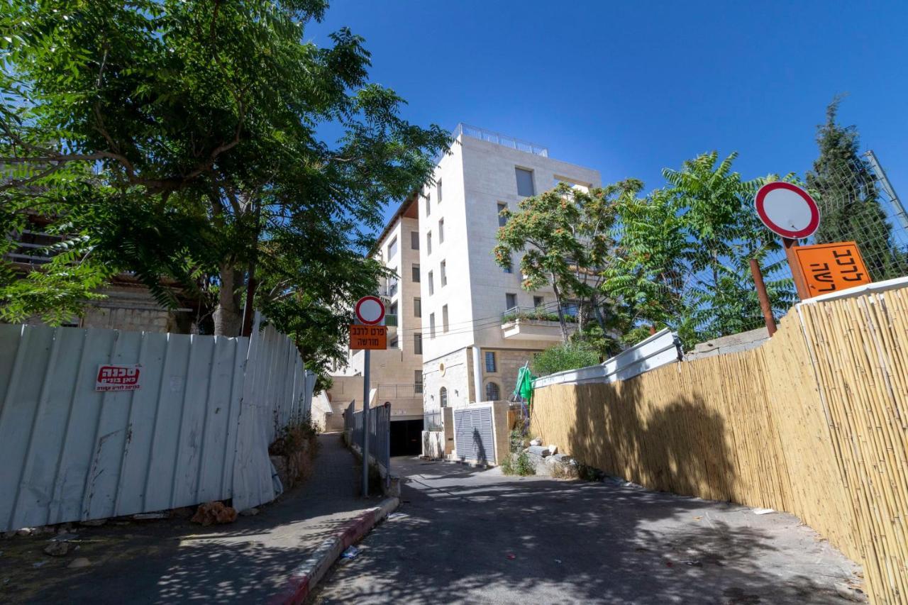 The Haneviim Suites - Isrentals Jerusalem Exteriör bild