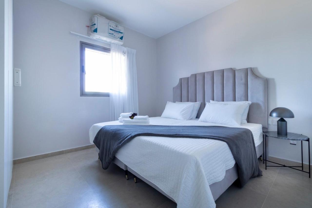 The Haneviim Suites - Isrentals Jerusalem Exteriör bild
