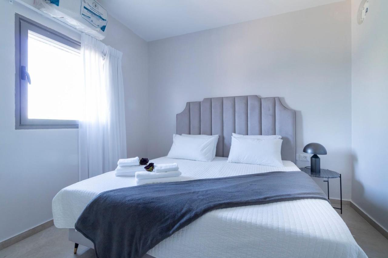 The Haneviim Suites - Isrentals Jerusalem Exteriör bild