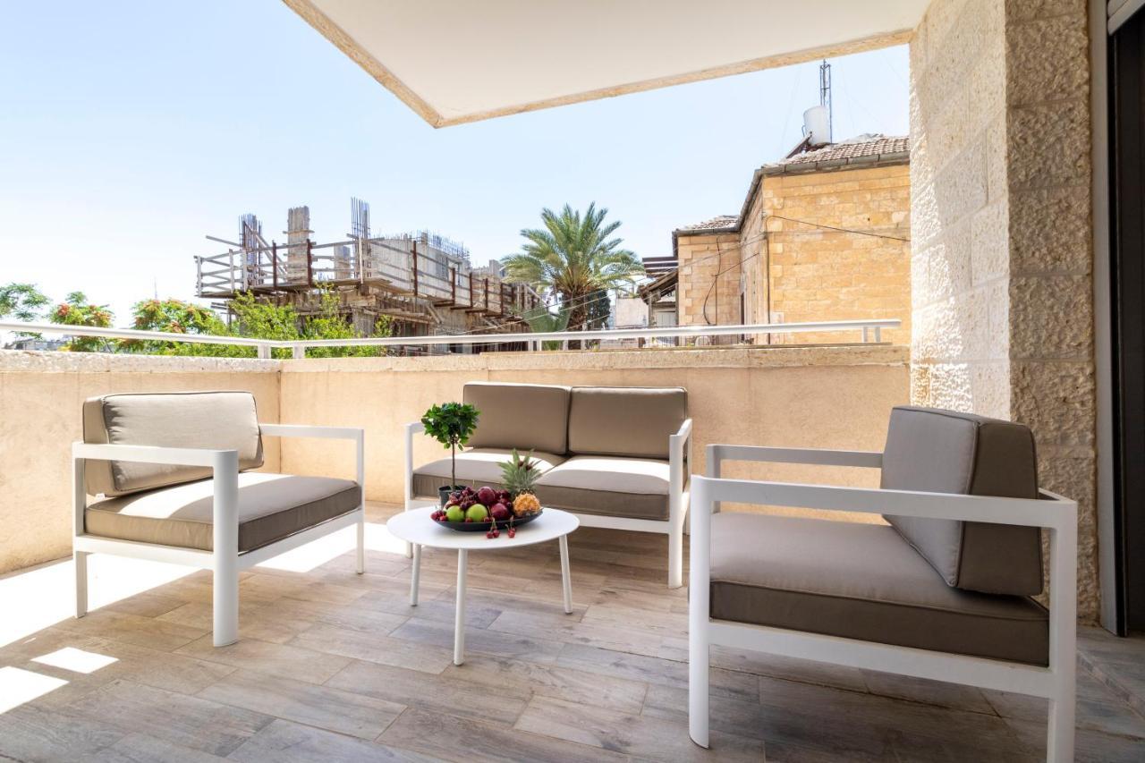 The Haneviim Suites - Isrentals Jerusalem Exteriör bild