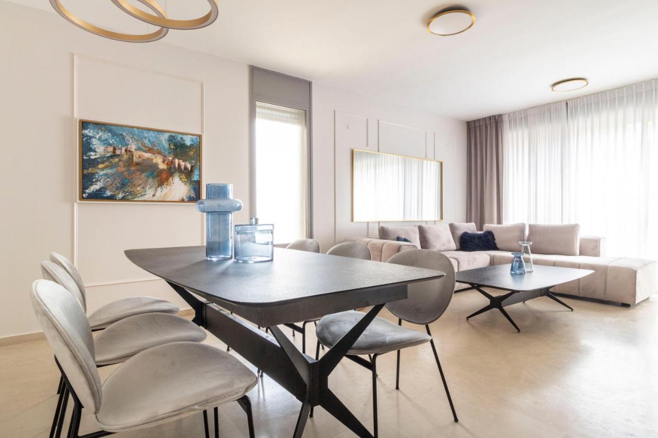 The Haneviim Suites - Isrentals Jerusalem Exteriör bild