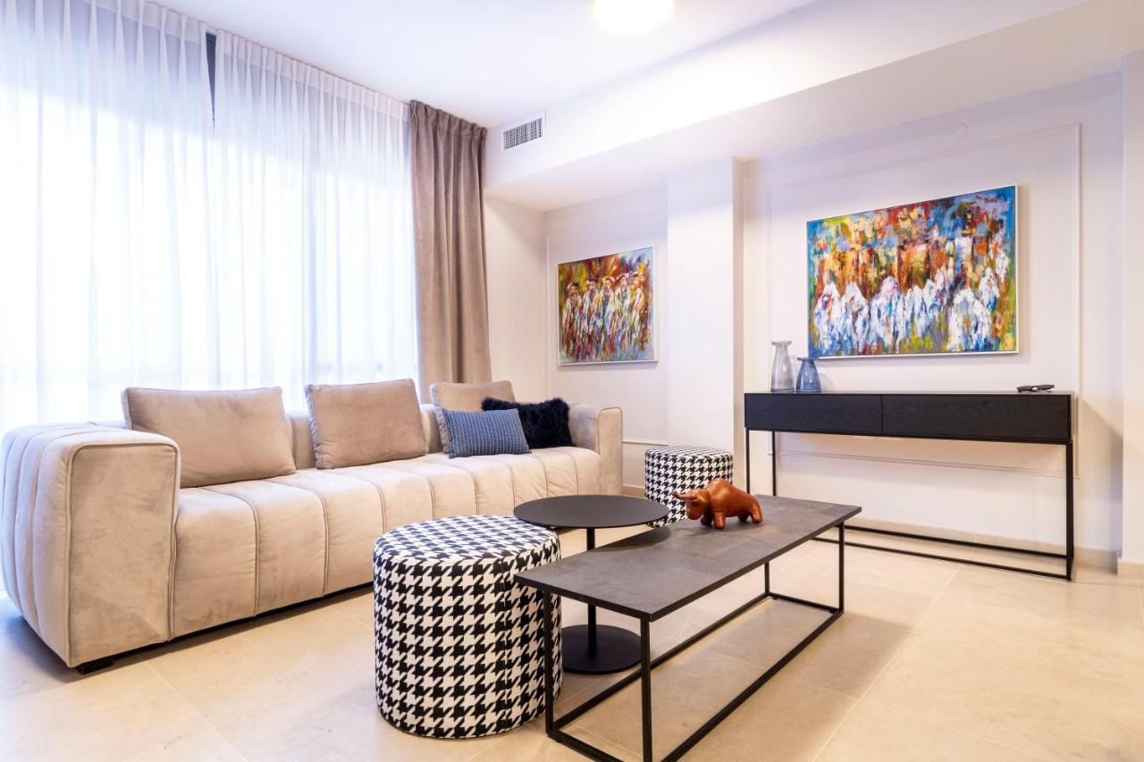 The Haneviim Suites - Isrentals Jerusalem Exteriör bild